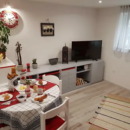Апартаменты Apartman Luna *